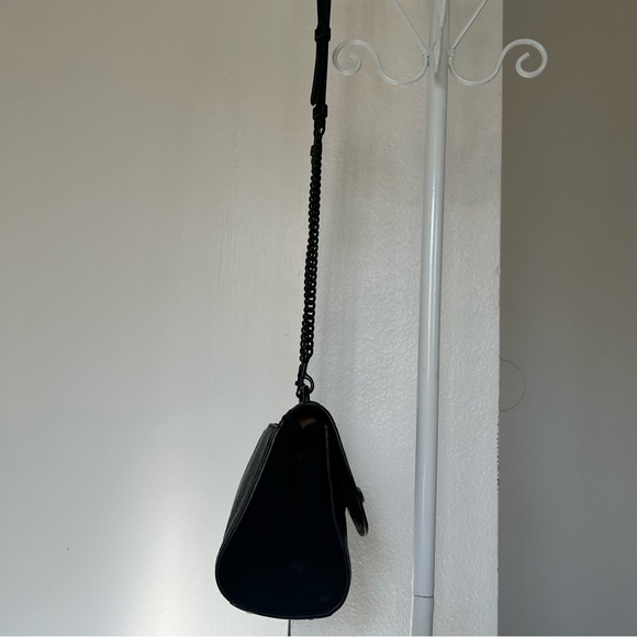 COACH Faye Crossbody Purse Bag All Black Pebbled Leather Flap F1880-F22349 - Picture 3 of 16